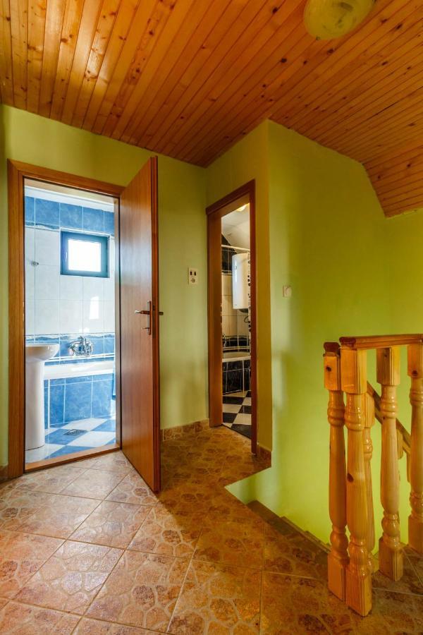 Guesthouse Wolf Zabljak  Luaran gambar